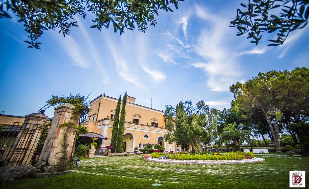 Relais Reggia Domizia Hotel Мандурия Екстериор снимка